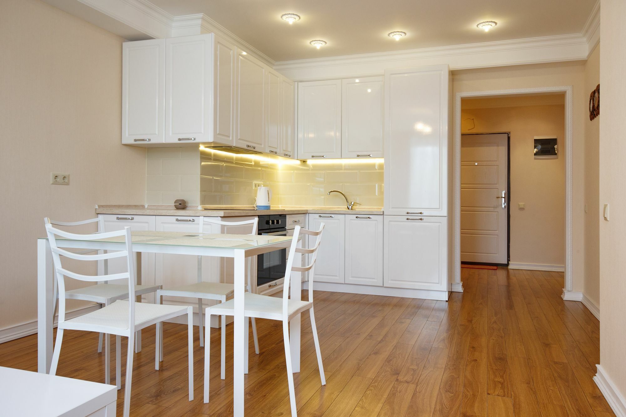 Homestay Apartments Кишинёв Экстерьер фото
